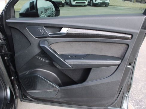 Used 2018 Audi SQ5 Premium Plus w/ S Sport Package image 21