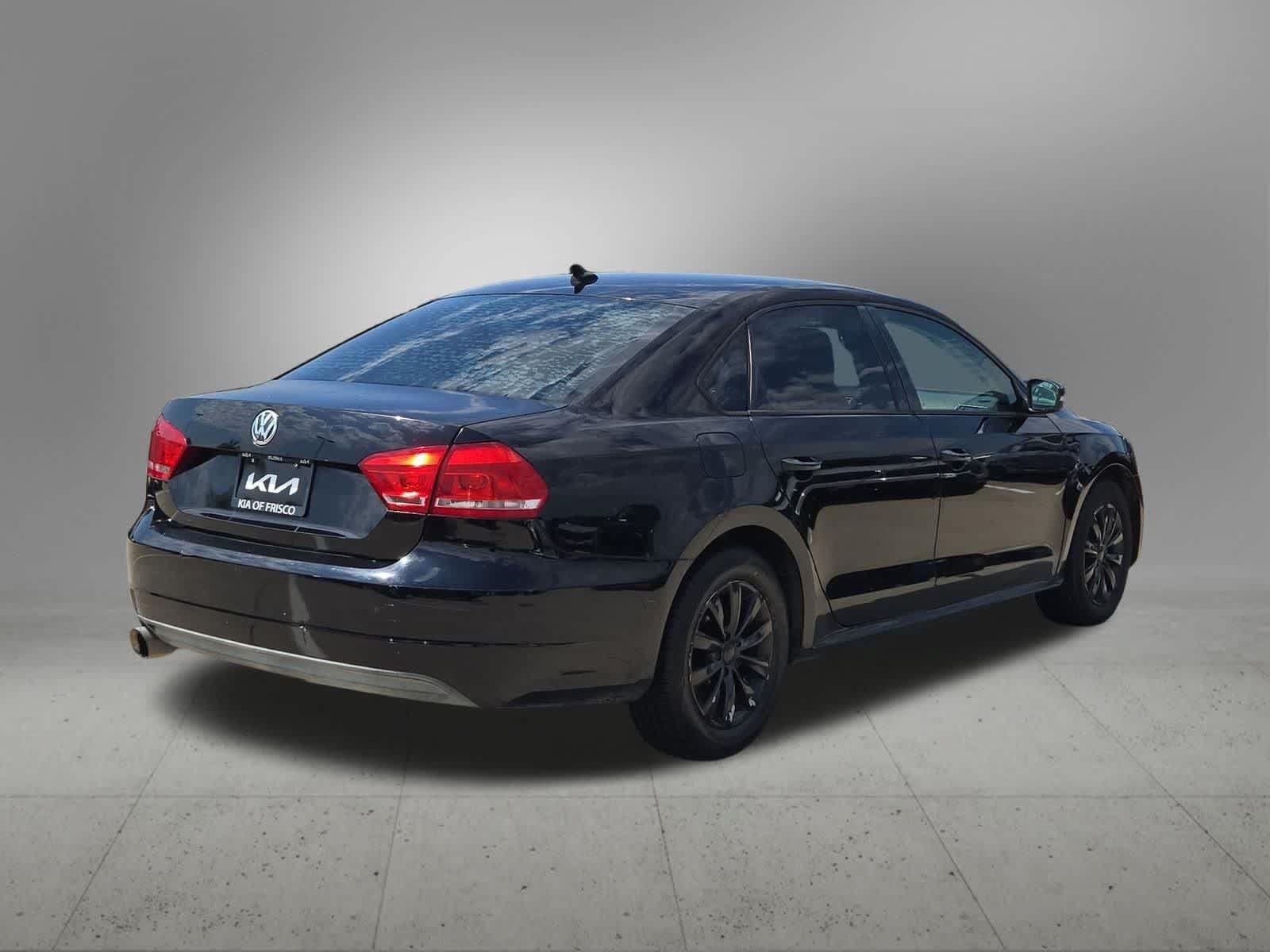 Used 2015 Volkswagen Passat 1.8T FWD image 12