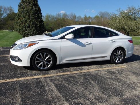 Used 2015 Hyundai Azera FWD image 1