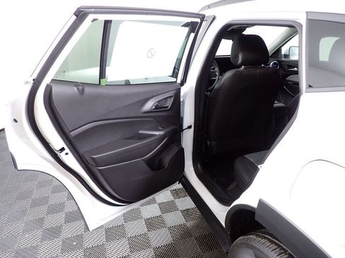 New 2026 Chevrolet Trax LT w/ LT Convenience Package image 23