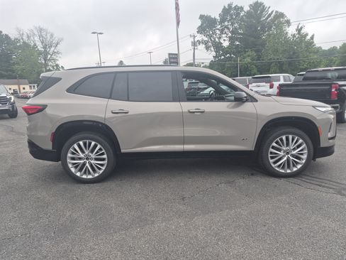 Used 2026 Buick Enclave Sport Touring w/ Power Package AWD/4WD image 6