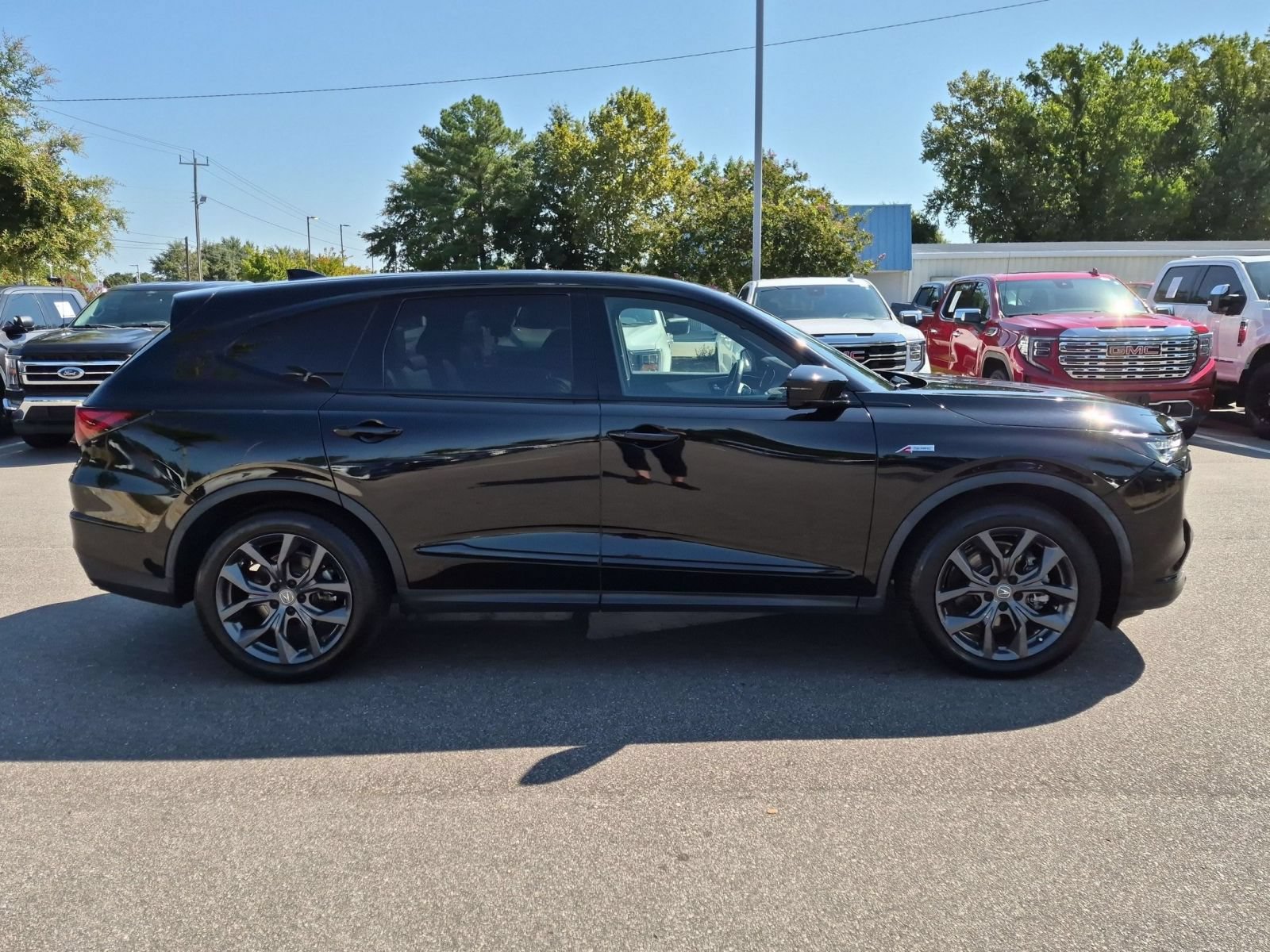 Used 2022 Acura MDX A-Spec AWD/4WD image 2