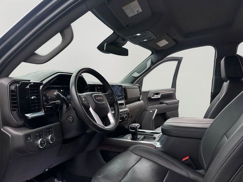 Used 2023 GMC Sierra 1500 SLT w/ SLT Premium Package image 9