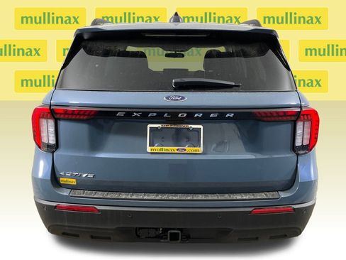New 2026 Ford Explorer Active image 30
