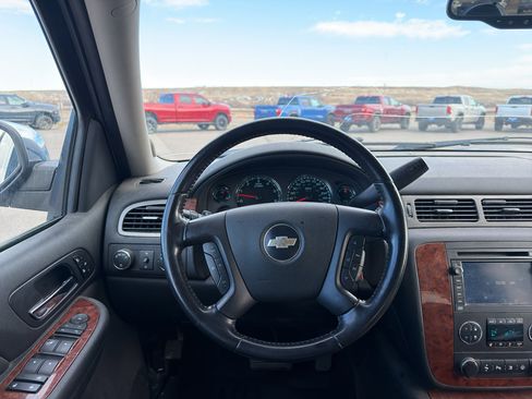 Used 2008 Chevrolet Avalanche LTZ w/ LTZ Preferred Equipment Group image 10