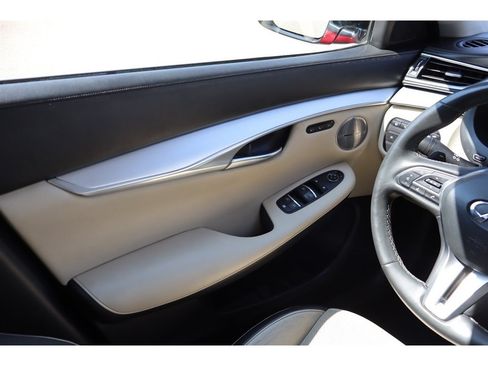 Used 2020 INFINITI QX50 Sensory w/ Proactive Package AWD/4WD image 30