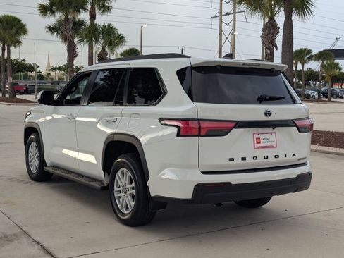 Certified 2025 Toyota Sequoia SR5 AWD/4WD image 7