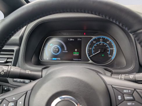 Used 2019 Nissan Leaf SL Plus w/ Protection Package image 27