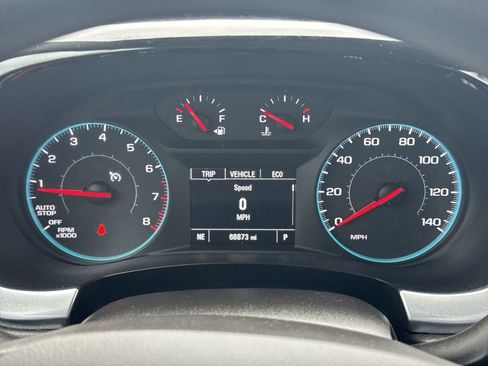 Used 2021 Chevrolet Traverse LS image 21