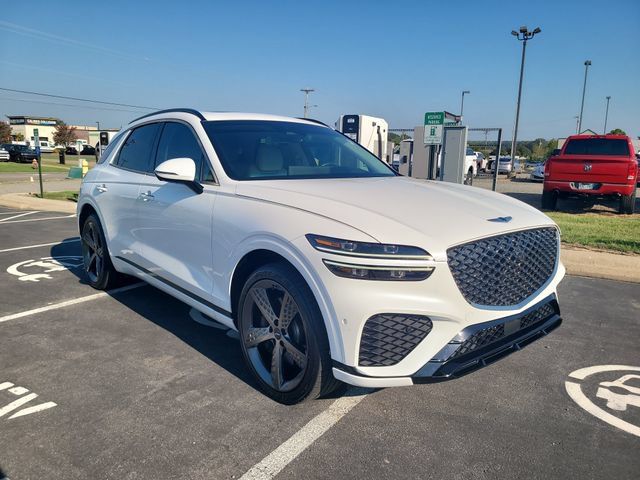 Used 2023 Genesis GV70 3.5T Sport w/ Sport Prestige Package AWD/4WD image 3