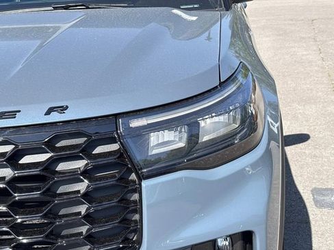 New 2026 Ford Explorer ST-Line AWD/4WD image 10