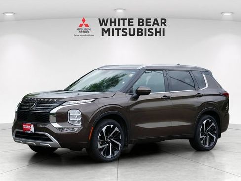 Used 2022 Mitsubishi Outlander SEL AWD/4WD image 2