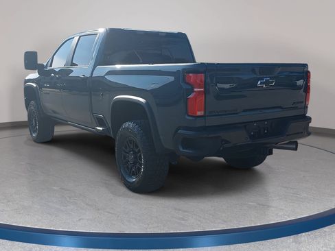 Used 2026 Chevrolet Silverado 2500 ZR2 w/ LPO, Dark Essentials Package AWD/4WD image 7