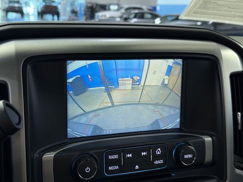 Used 2018 GMC Sierra 1500 SLT AWD/4WD image 33