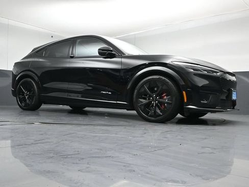 Certified 2025 Ford Mustang Mach-E GT AWD/4WD image 35