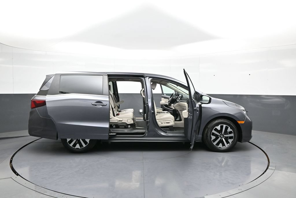 Certified 2025 Honda Odyssey EX-L image 45