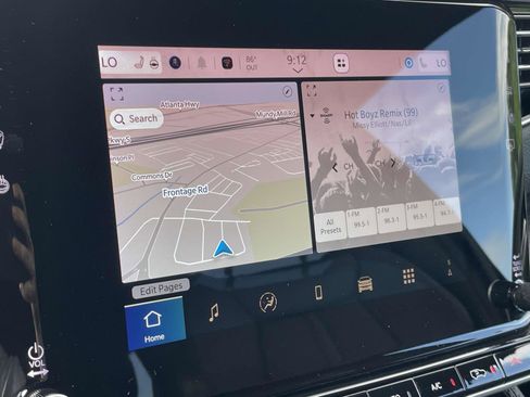 Used 2024 Jeep Wagoneer Series III image 4