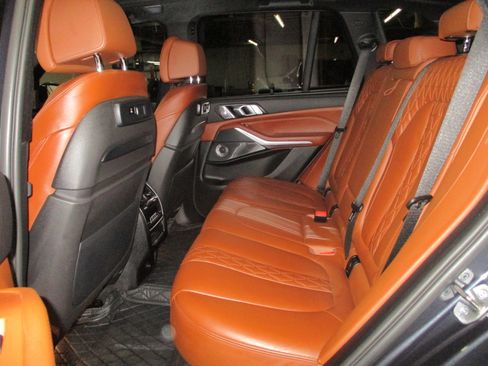 Used 2022 BMW X5 M50i w/ Executive Package image 35