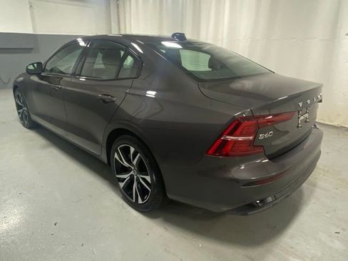 Used 2025 Volvo S60 B5 Core AWD/4WD image 2