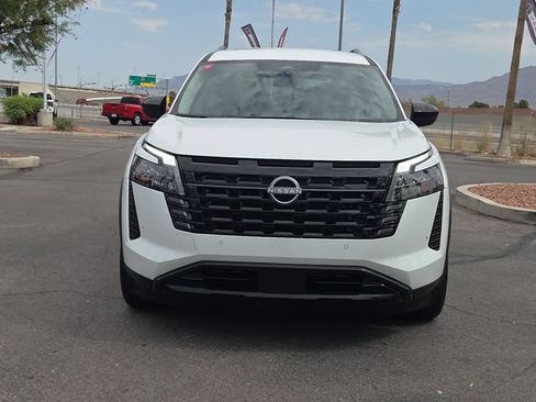 Certified 2026 Nissan Pathfinder SV AWD/4WD image 5
