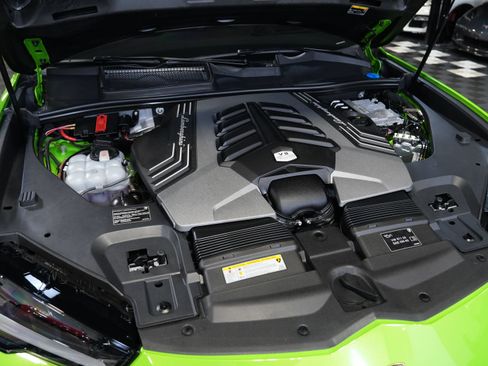 Used 2024 Lamborghini Urus S AWD/4WD image 52