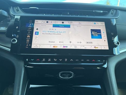 New 2026 Jeep Grand Cherokee L Limited w/ Limited Altitude Package AWD/4WD image 19