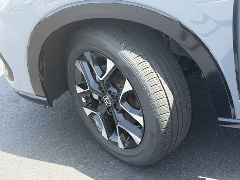Used 2026 Honda HR-V EX-L image 36