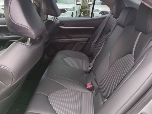 Used 2024 Toyota Camry SE FWD image 14
