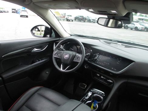 Used 2022 Buick Envision Essence w/ Sport Touring Package FWD image 24
