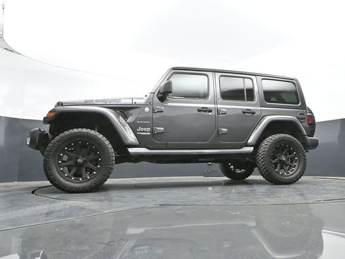 Used 2018 Jeep Wrangler Unlimited Sahara AWD/4WD image 51