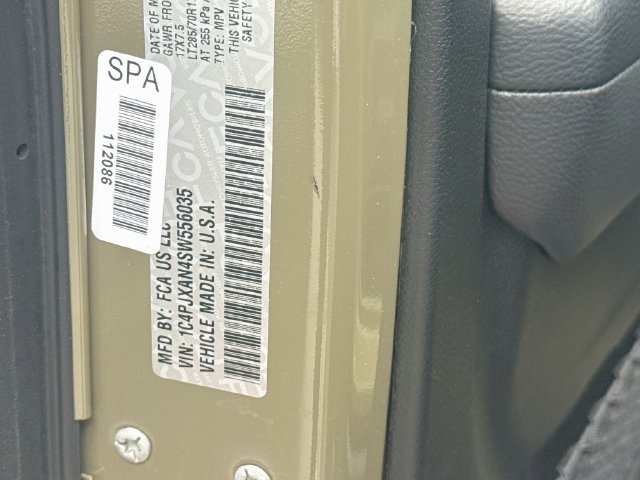 Used 2025 Jeep Wrangler Sport AWD/4WD image 29