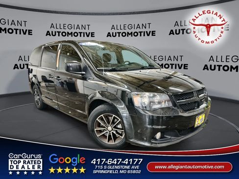 Used 2017 Dodge Grand Caravan GT FWD image 1