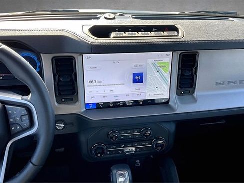 New 2025 Ford Bronco Outer Banks w/ Sasquatch Package image 6