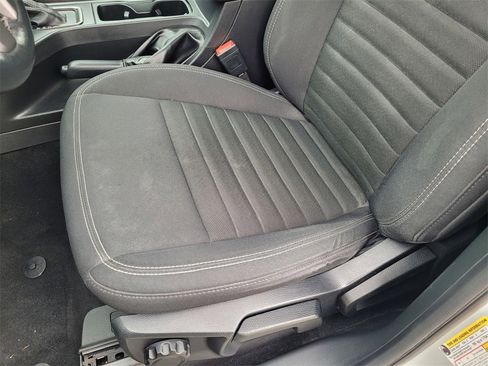 Used 2021 Ford Ranger XLT w/ Equipment Group 301A Mid image 11