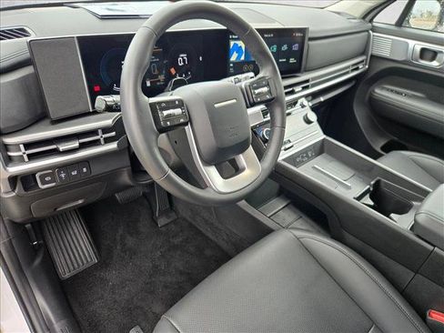Used 2026 Hyundai Santa Fe SEL FWD image 10