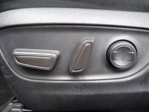 Used 2024 Toyota RAV4 XLE image 22