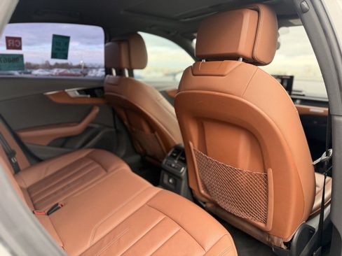 Used 2021 Audi A4 2.0T Premium w/ Convenience Package image 17