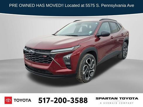 Used 2024 Chevrolet Trax RS w/ Driver Confidence Package image 1