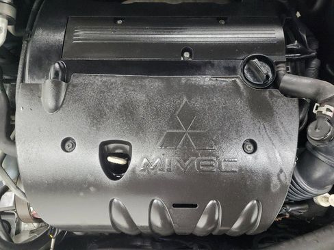 Used 2016 Mitsubishi Lancer SE image 30