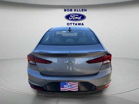 Used 2019 Hyundai Elantra SEL image 4