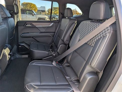 New 2026 GMC Acadia Denali w/ Super Cruise Package image 20