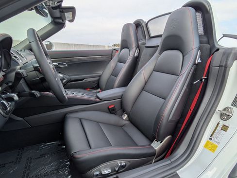 New 2025 Porsche 718 Boxster S image 5