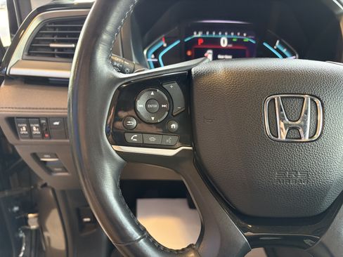 Used 2018 Honda Odyssey Elite image 18
