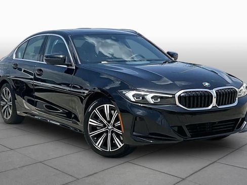 Used 2025 BMW 330i Sedan RWD image 2
