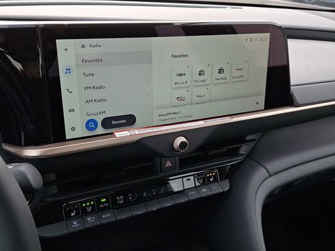 New 2026 Toyota Crown Platinum image 14