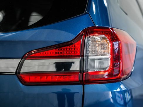 Used 2022 Subaru Ascent Onyx Edition image 6