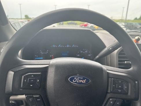 Used 2019 Ford F250 XL w/ STX Appearance Package AWD/4WD image 12