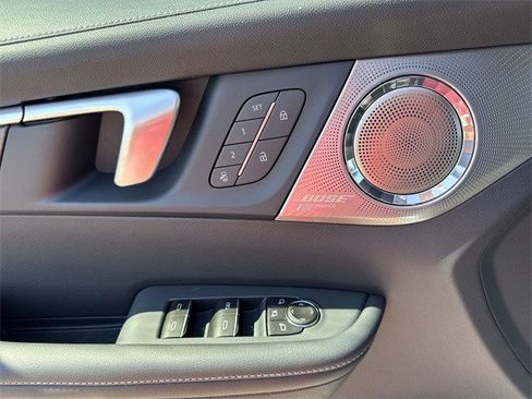 New 2026 Buick Enclave Avenir w/ Super Cruise Package image 13