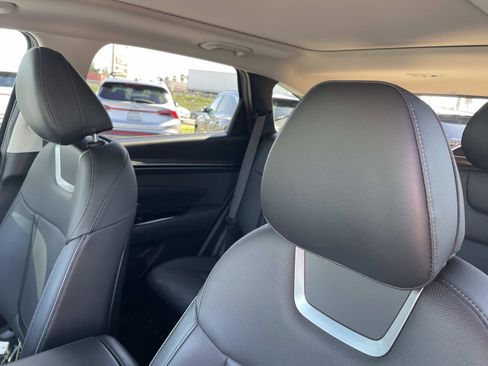 Certified 2024 Hyundai Tucson Limited image 23