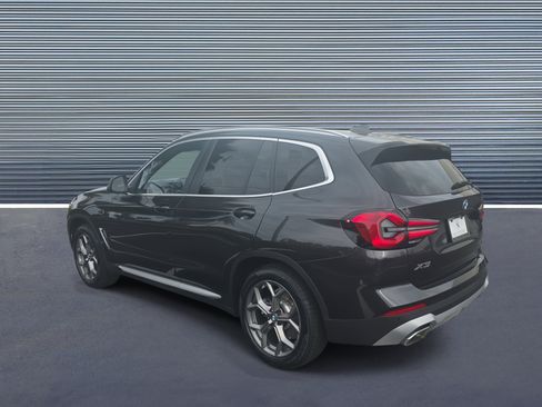 Certified 2022 BMW X3 xDrive30i w/ Premium Package 2 (ZPA) image 4